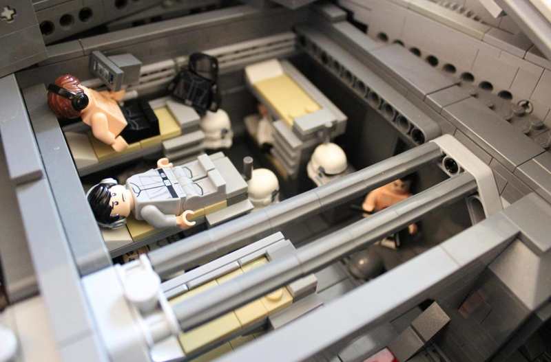 Illustration for article titled Custom LEGO Star Destroyer Is So Huge It Has A Three-Level Interior